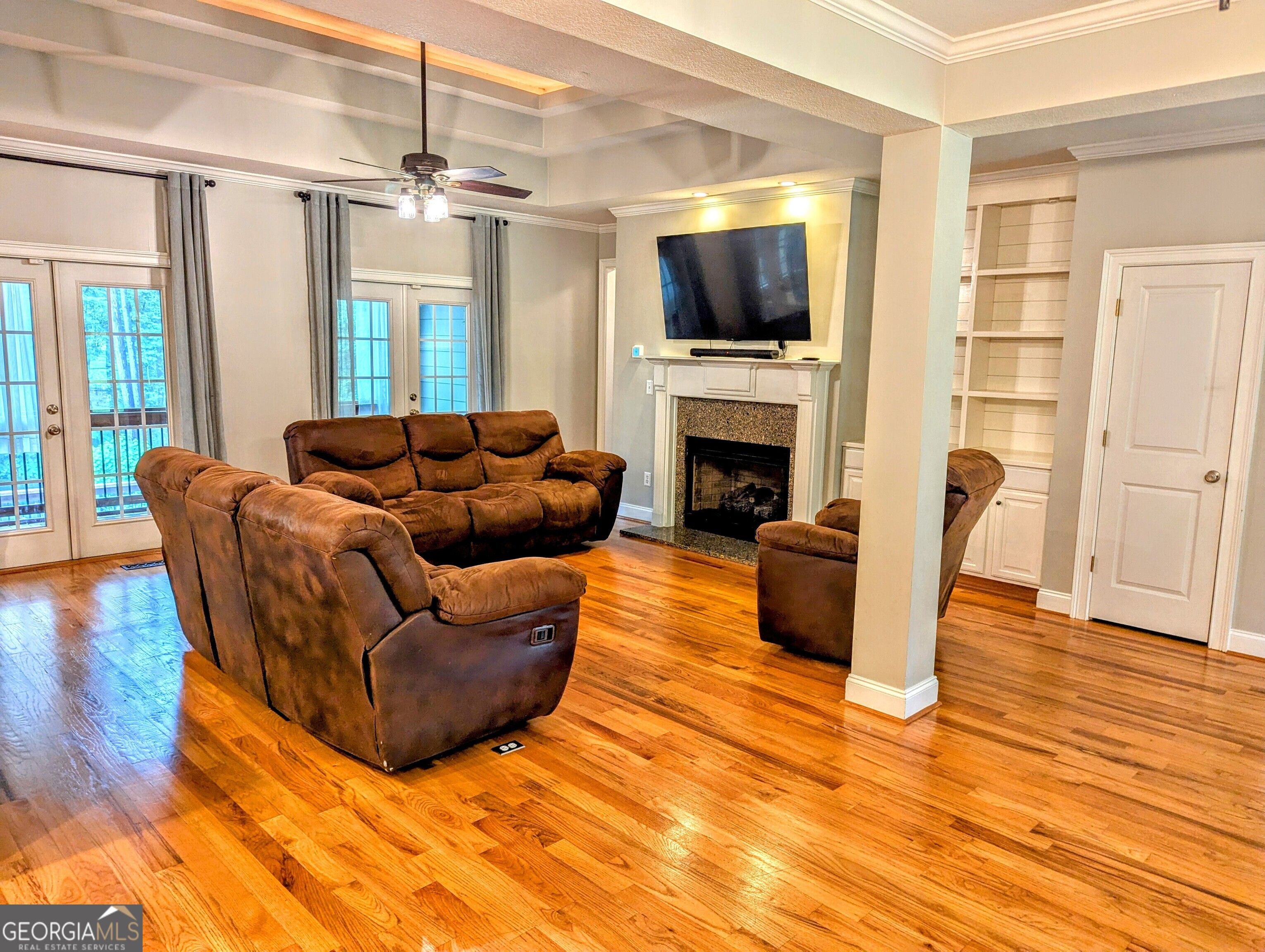291 Greystone DR