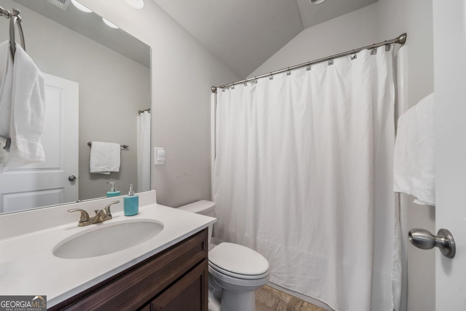 Buford, Georgia 30519, United States, 5 Bedrooms Bedrooms, ,4 BathroomsBathrooms,Residential,Active,174907