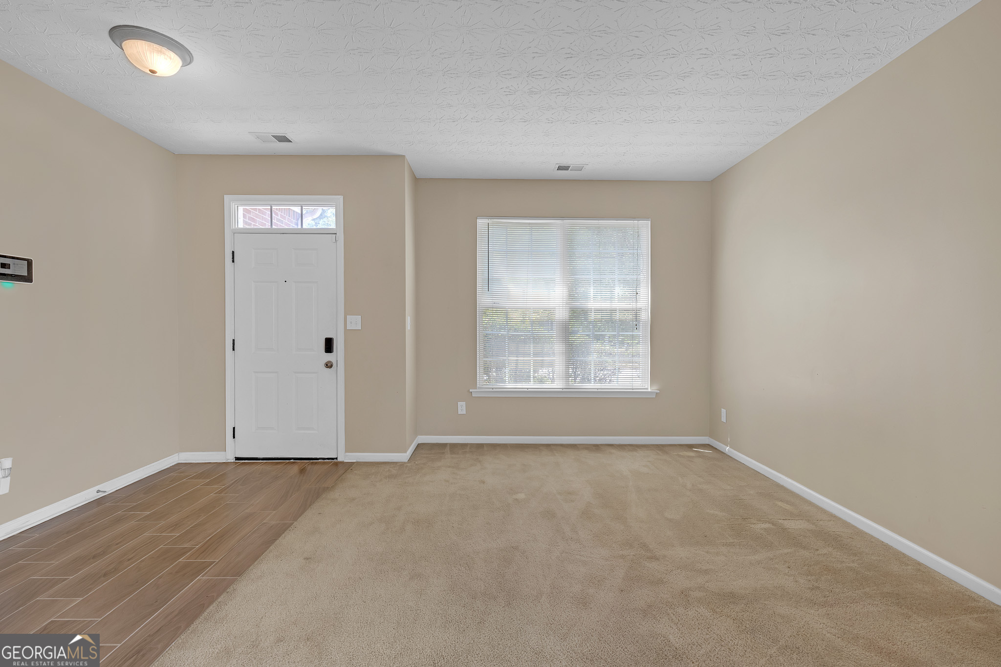 203 Silver Arrow CIR