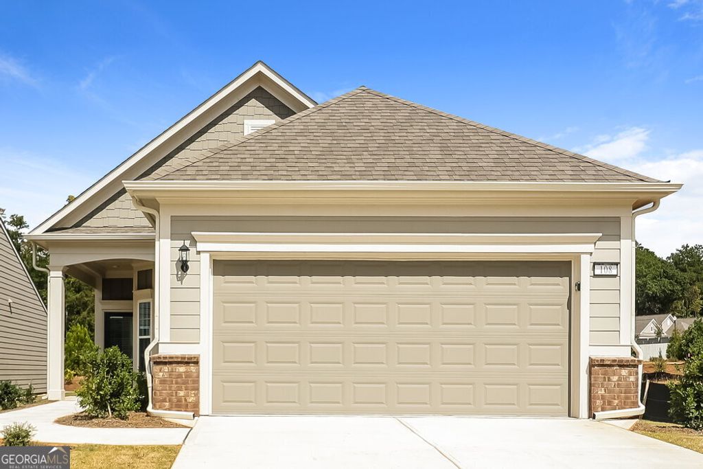 Photo of 108 Ohoopee Drive, Griffin, GA 30223 (MLS # 10671724)