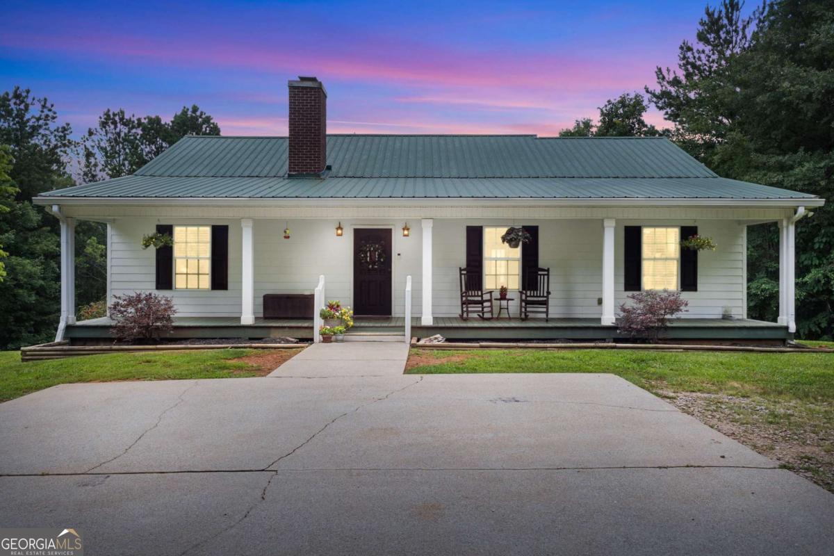 1915 Rainey RD