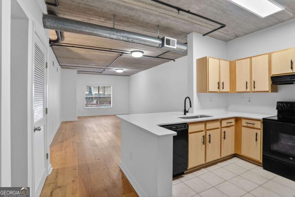 Photo of 800 Peachtree Street NE #2104, Atlanta, GA 30308 (MLS # 10695132)