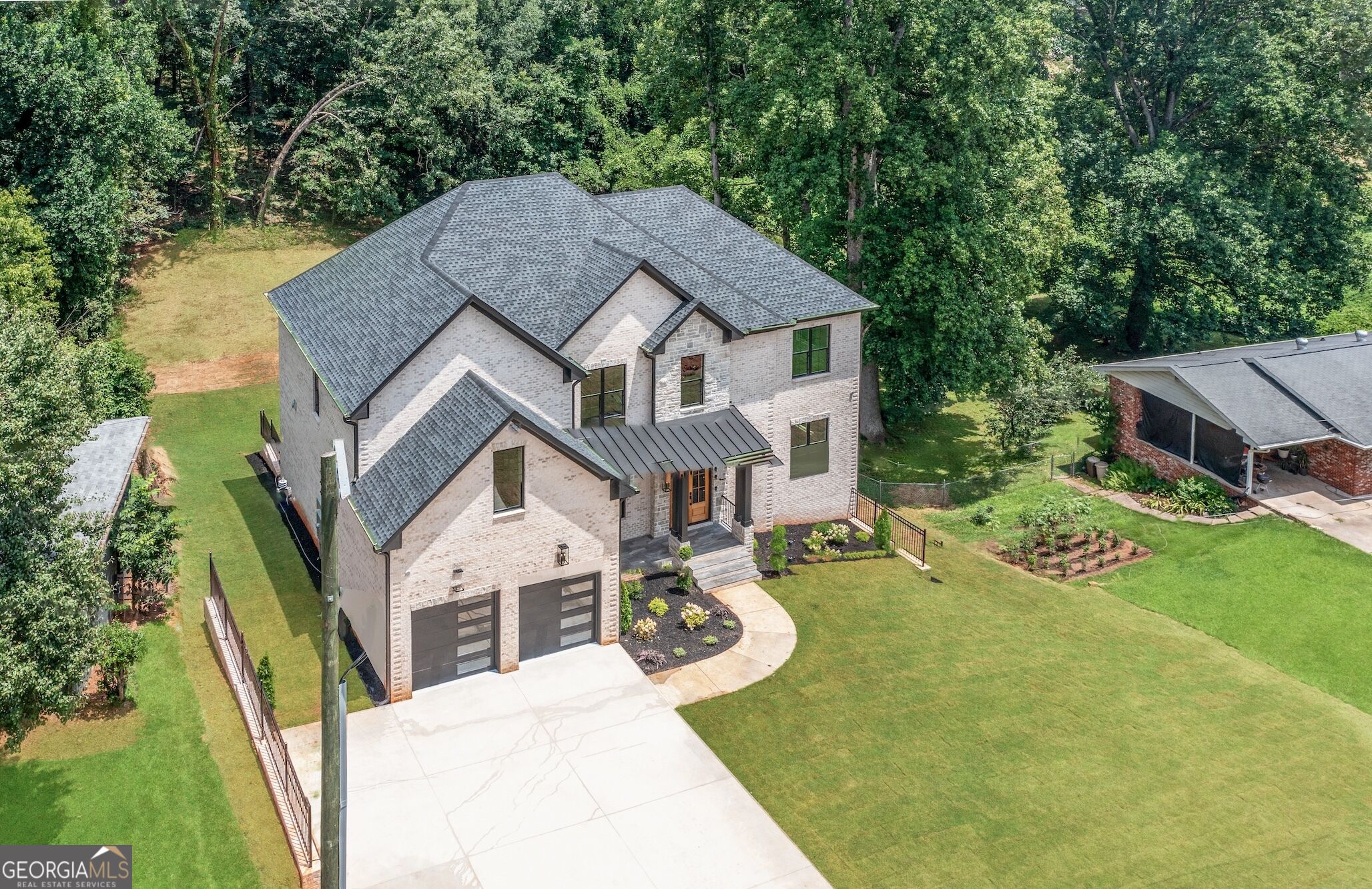 570 Power AVE