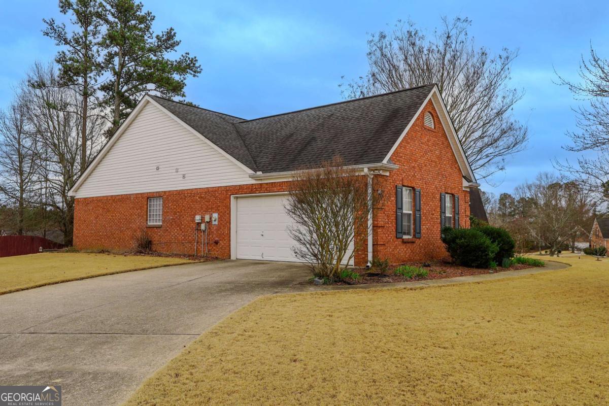 3385 Stoneleigh Run DR