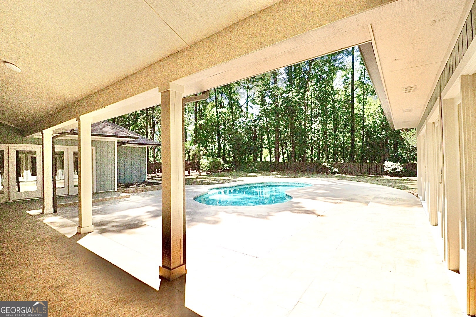 3338 Plantation DR