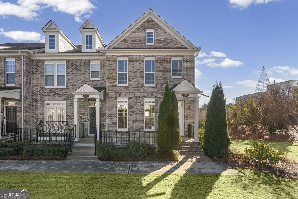 Photo of 611 Hanlon Way, Alpharetta, GA 30009 (MLS # 10660491)