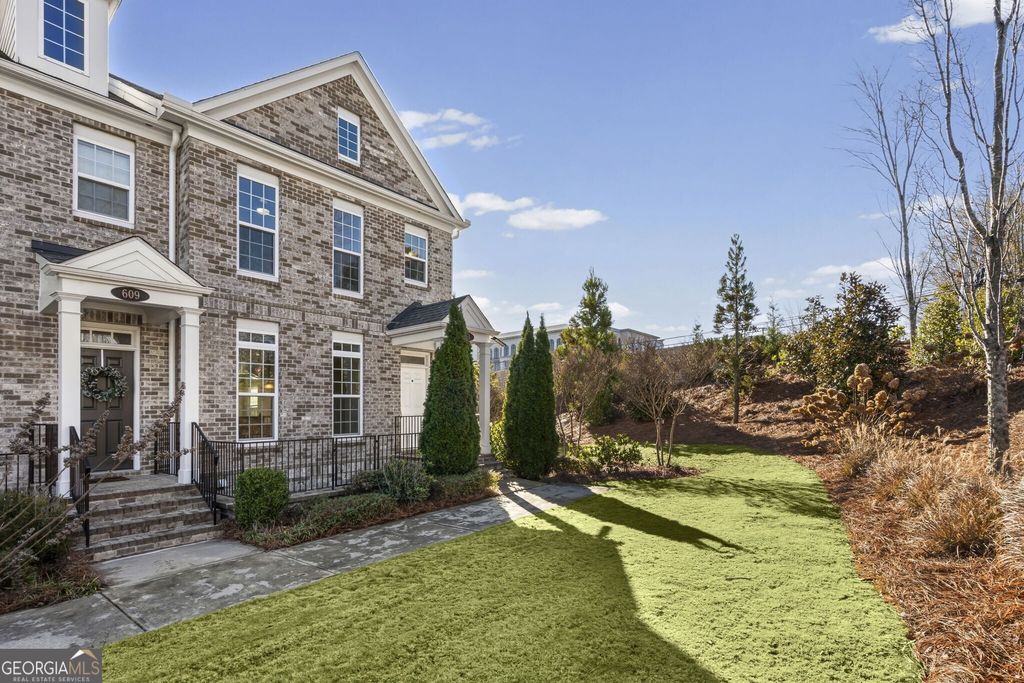 Photo of 611 Hanlon Way, Alpharetta, GA 30009 (MLS # 10660491)