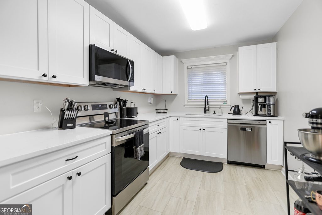 Photo of 9 W Park Court, Newnan, GA 30263 (MLS # 10770901)