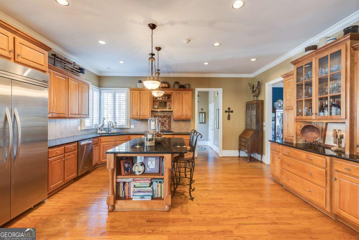 195 High Bluff CT