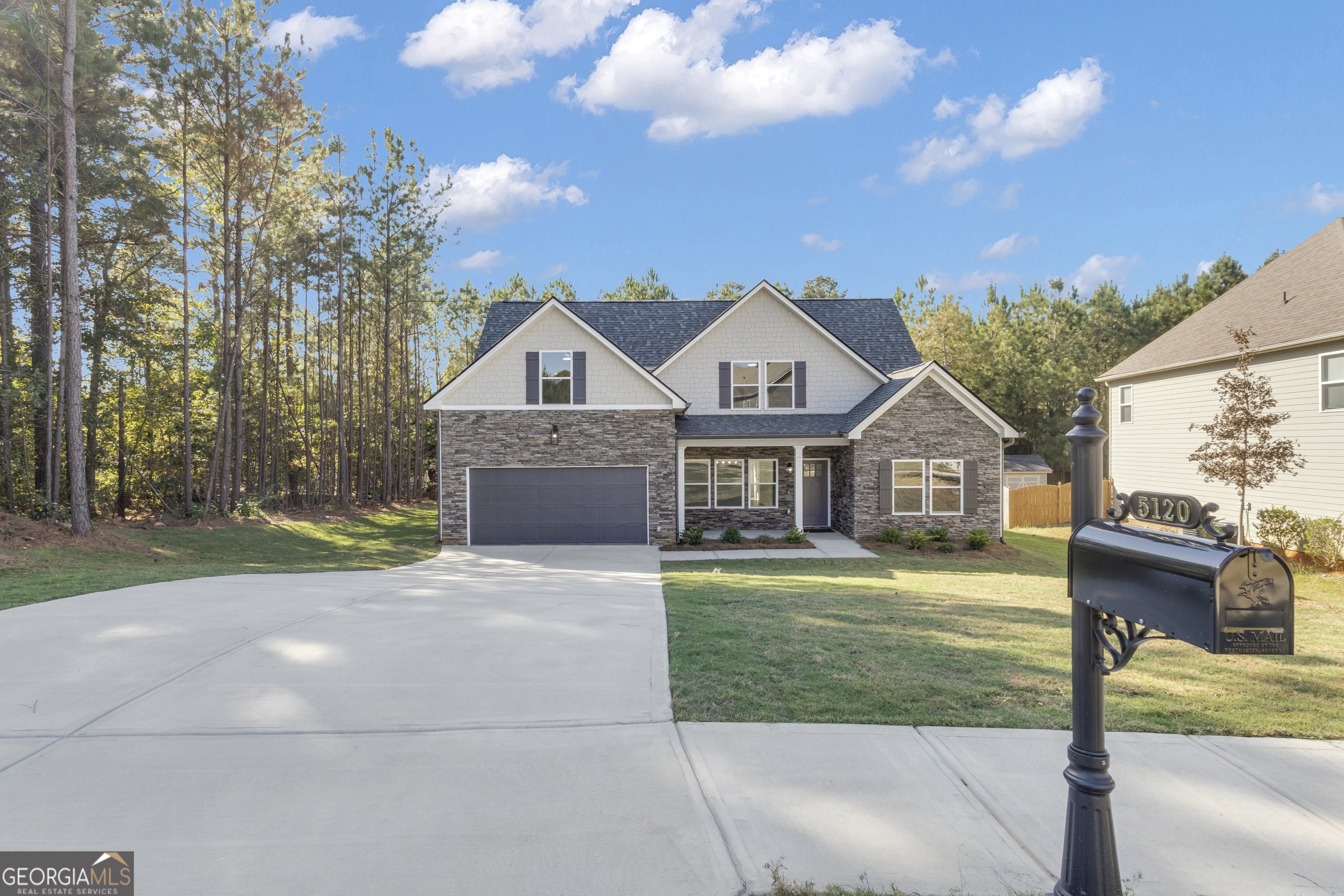 5120 Blackheath WAY