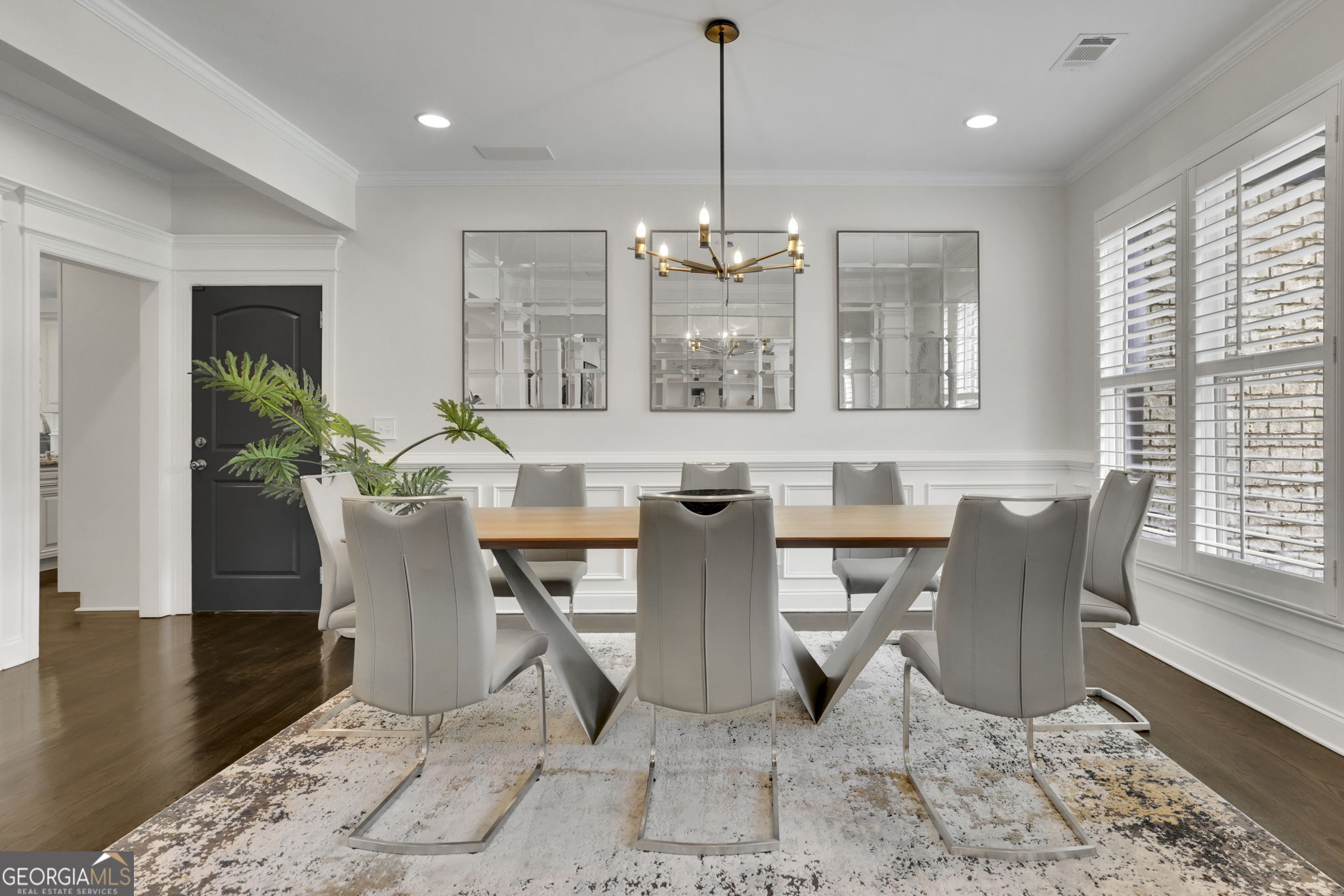4564 Investors LN