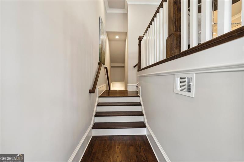 3715 Peachtree RD 2