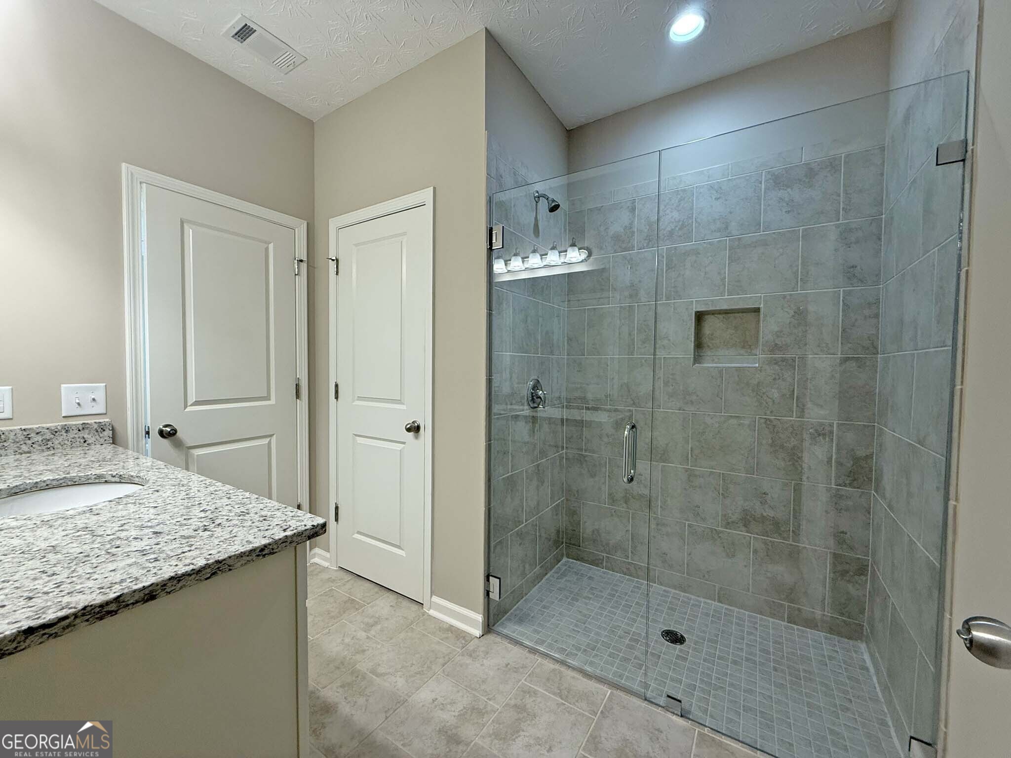 Creekside - Residential