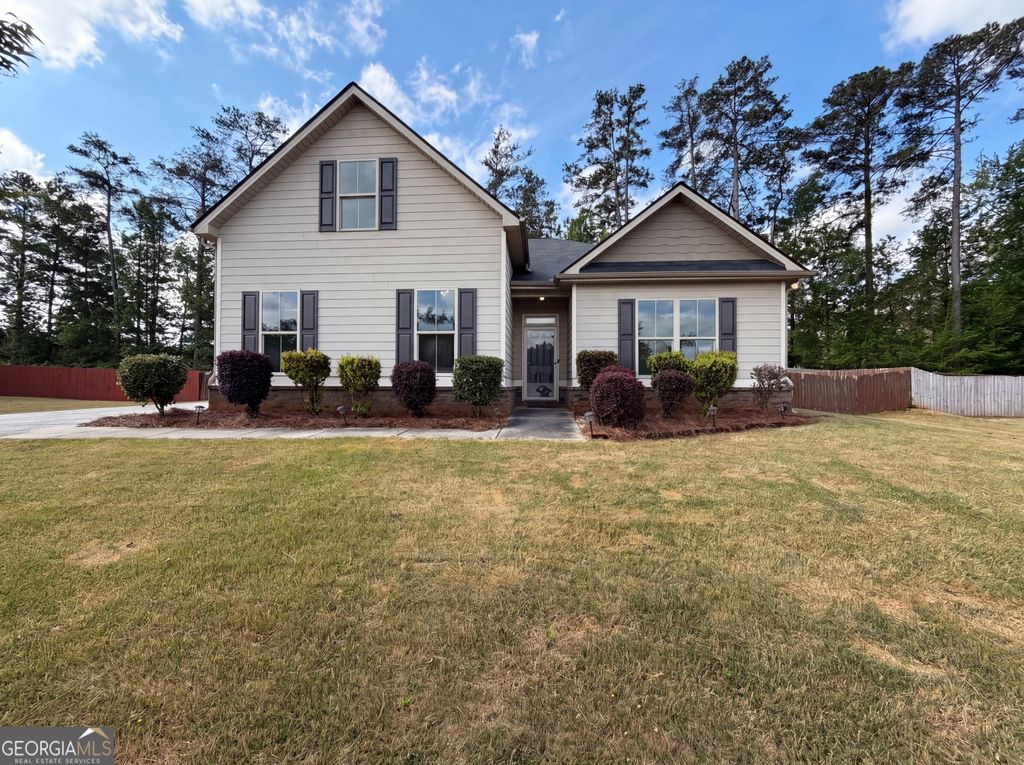 Photo of 4075 Mcclendon Way, Rex, GA 30273 (MLS # 10758666)