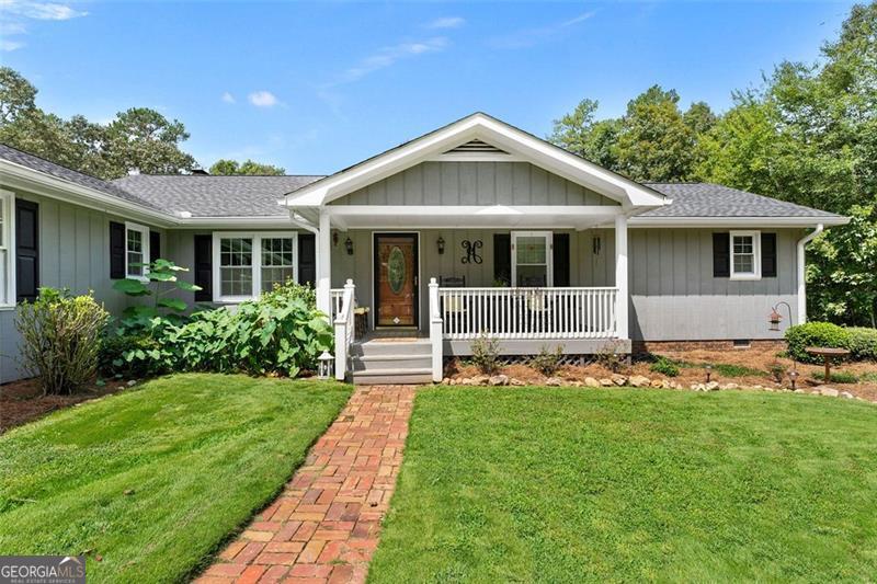 370 Youngs Mill RD