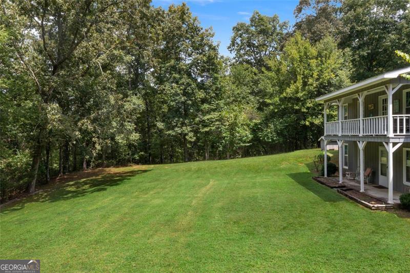 370 Youngs Mill RD