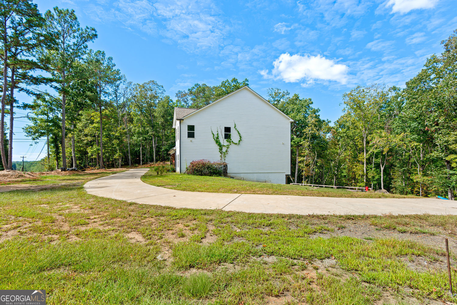 S&B REALTY INC - Residential