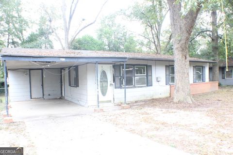 2452 Thrasher AVE Macon GA 31206