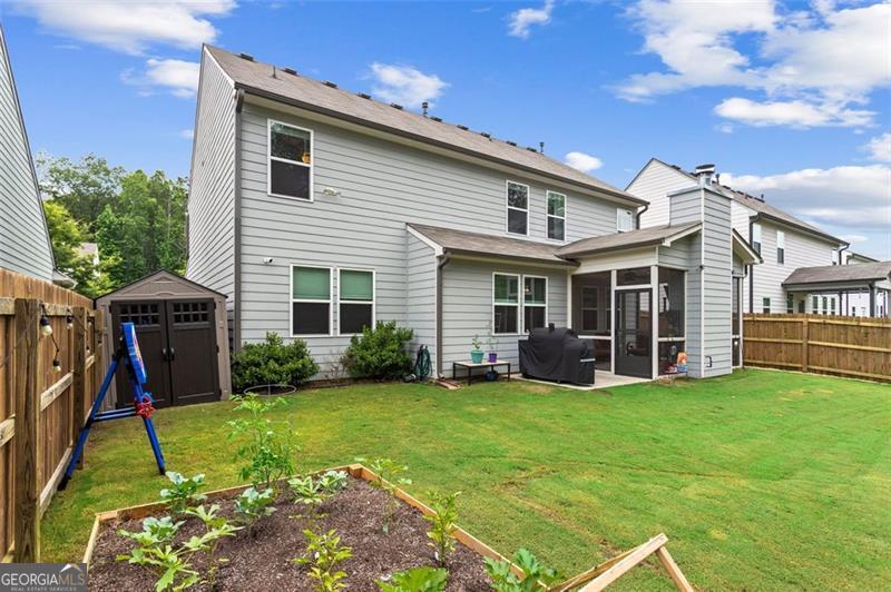 153 WOODLAND CT