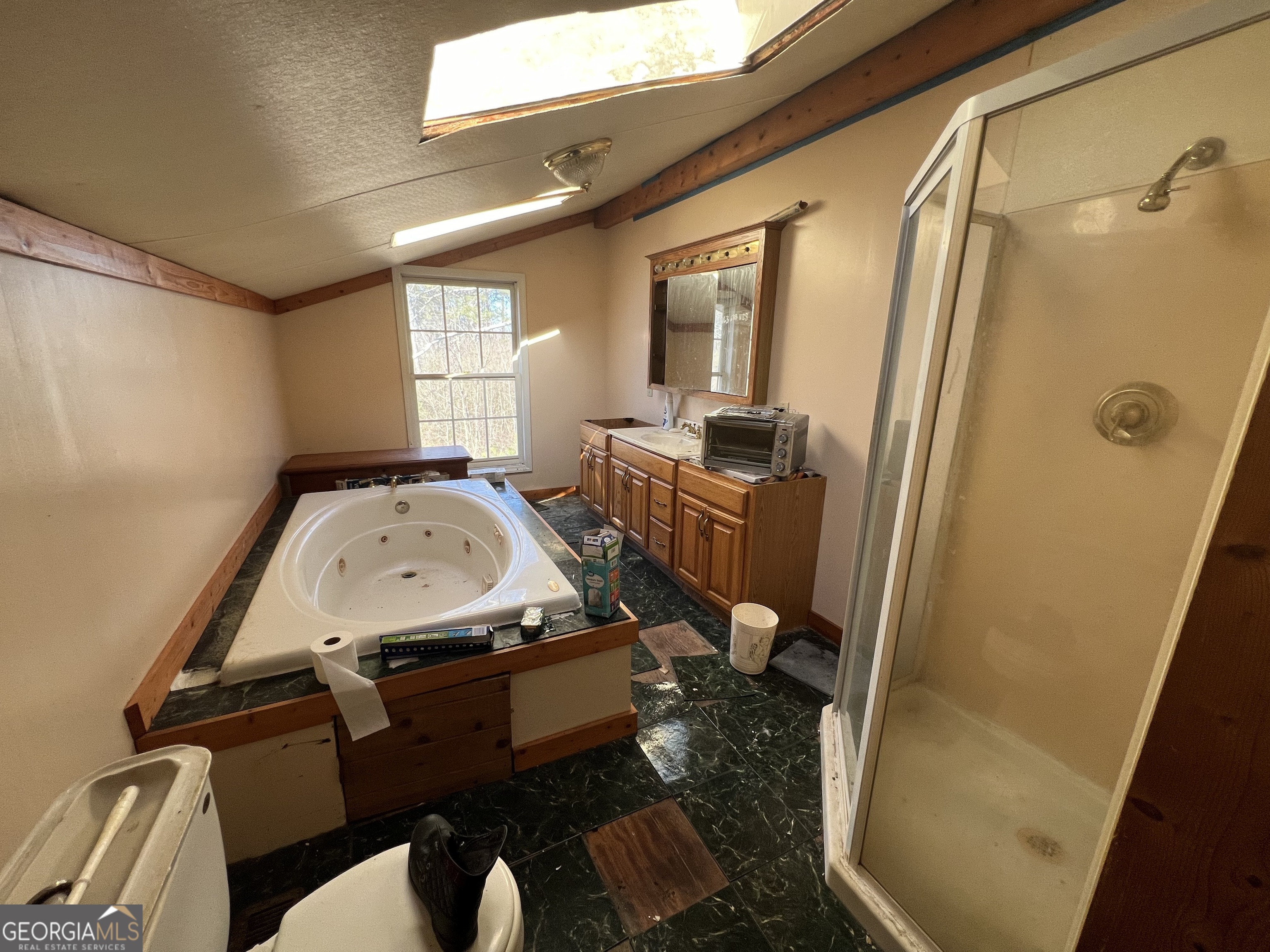 Flowery Branch, Georgia 30542, United States, 3 Bedrooms Bedrooms, ,2 BathroomsBathrooms,Residential,Active,96425