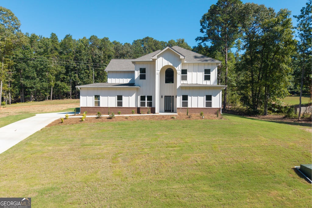 Photo of 3520 Millers Pond Way SW, Snellville, GA 30039 (MLS # 10846532)