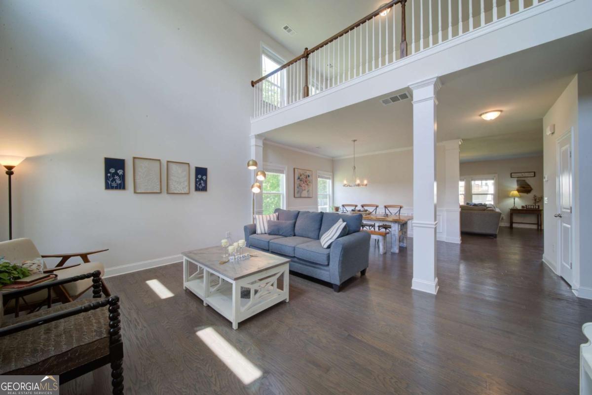 3985 Starwood DR