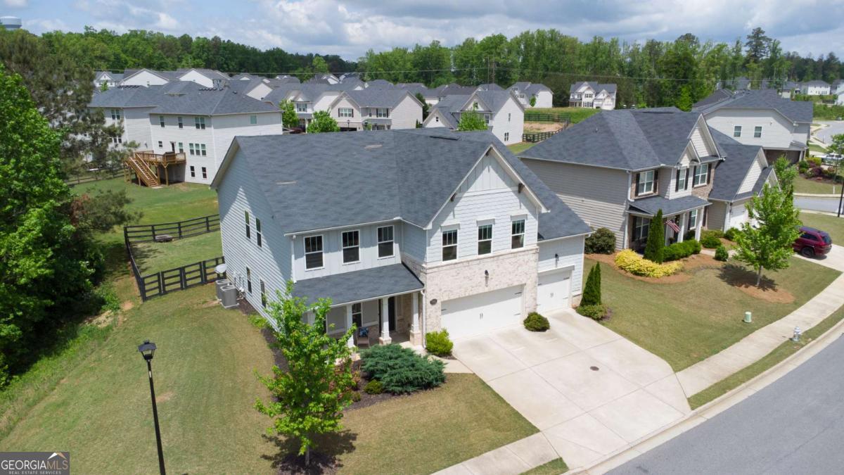 3985 Starwood DR