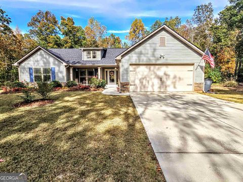 95 Esther DR Grantville GA 30220