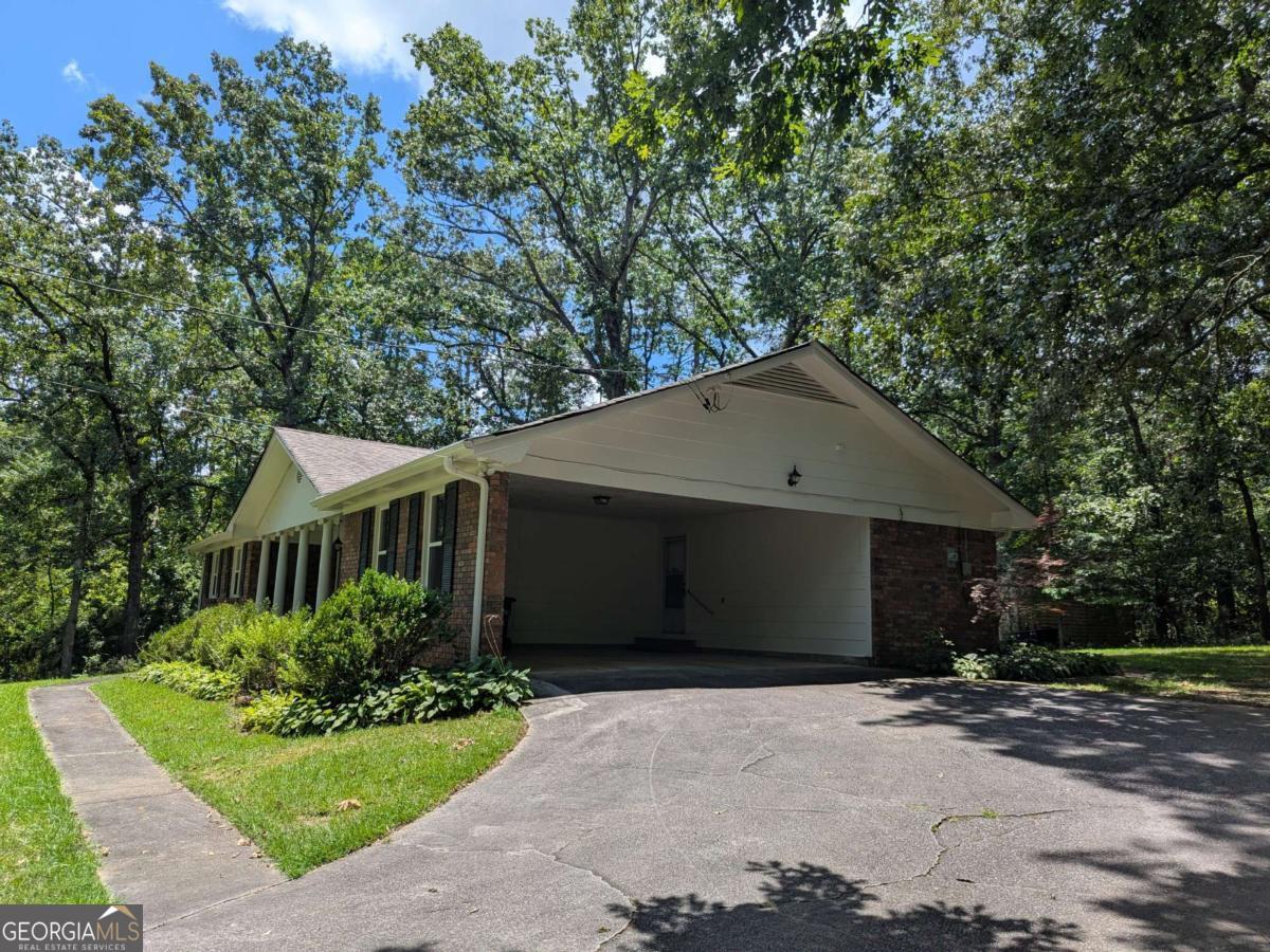 Freshly painted 3 bed 2 bath ranch available immediately. New SS appliances and new stove top. New blinds on main floor windows. Unfinished basement for storage.