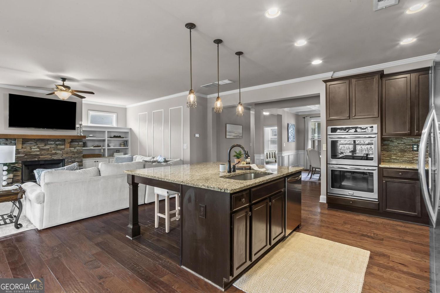 549 Riverwalk Manor DR