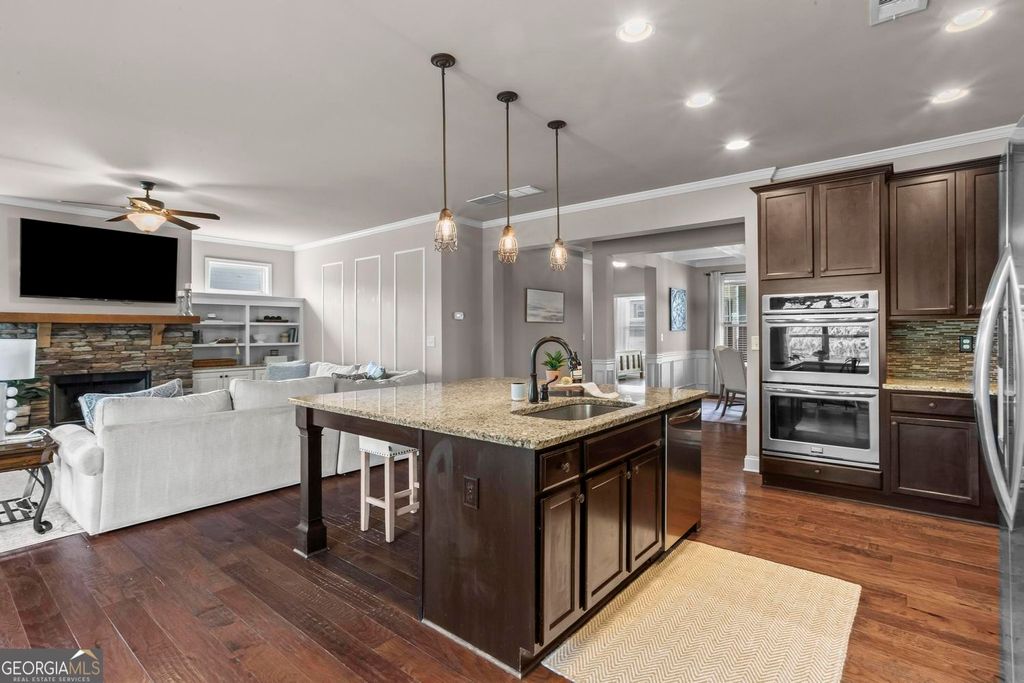 Photo of 549 Riverwalk Manor Drive, Dallas, GA 30132 (MLS # 10754069)