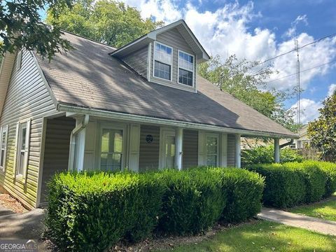 A home in Summerville