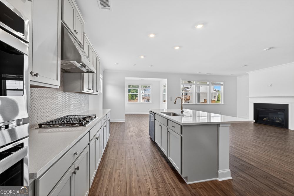 163 Sheryl WAY
