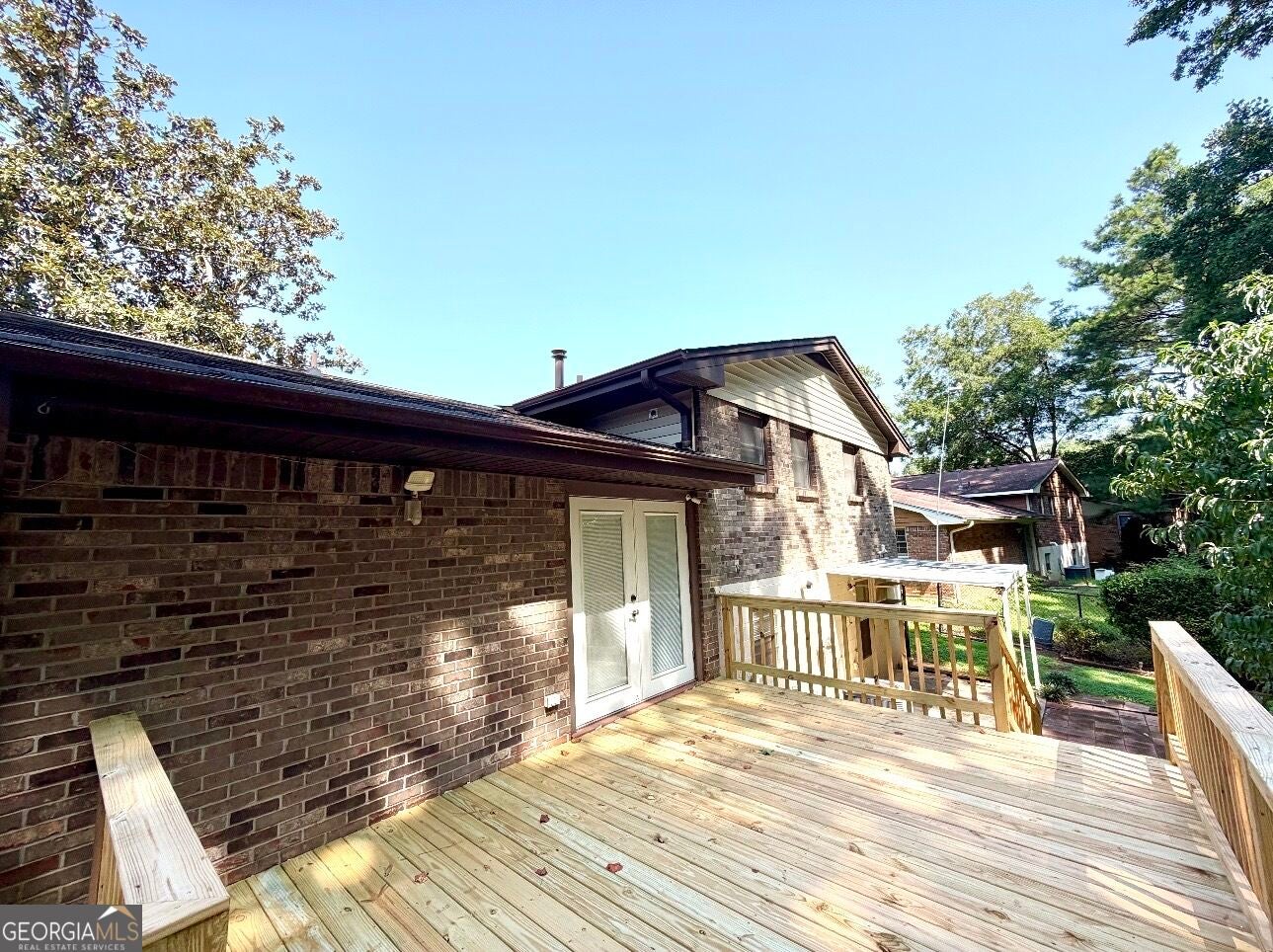 2480 Burton Circle