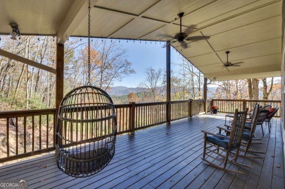 243 Degroff LN