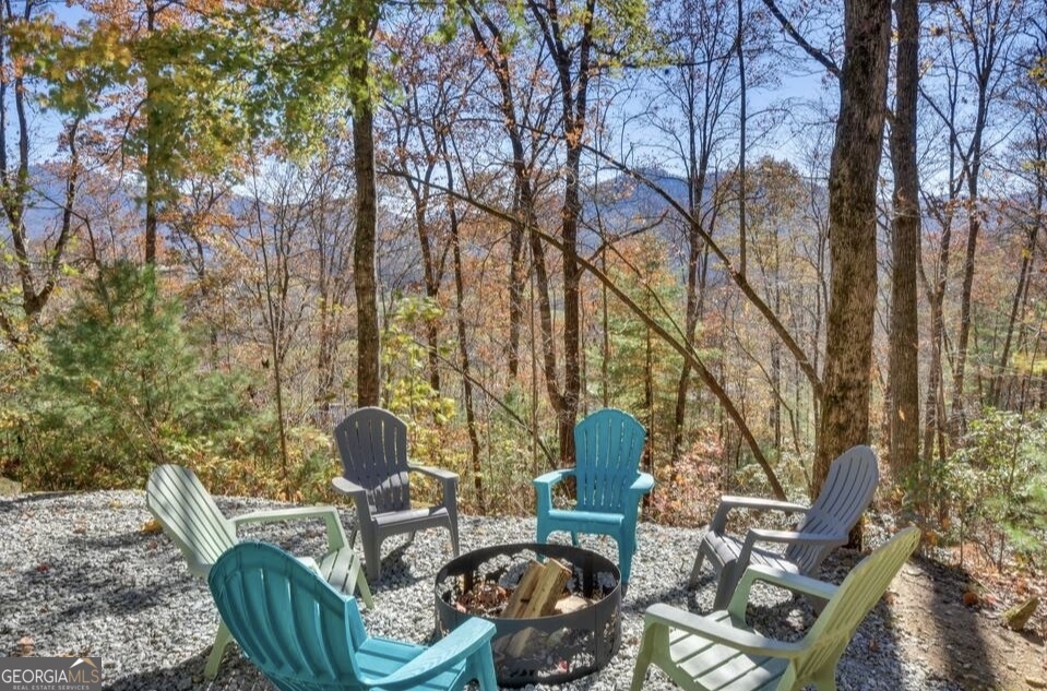243 Degroff LN