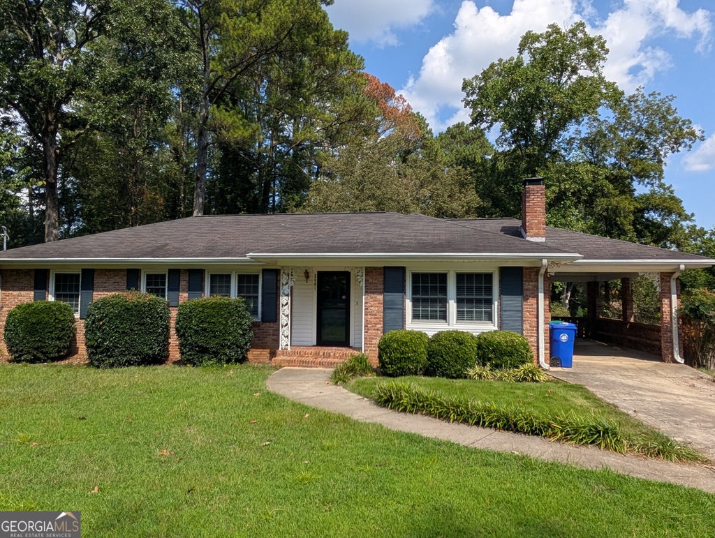Photo of 2481 Trailmark Drive, Decatur, GA 30033 (MLS # 10850666)