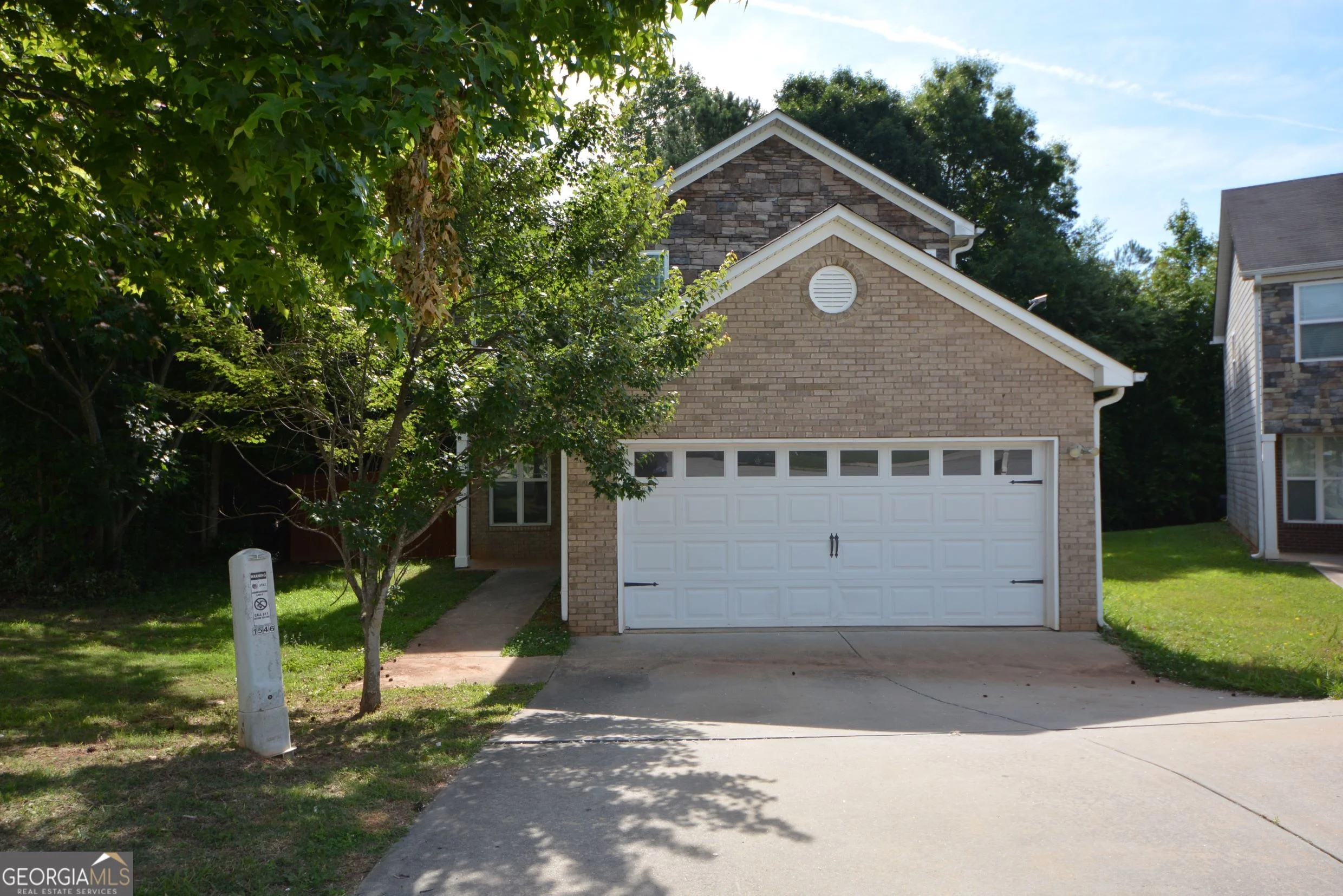 1550 Persimmon Trace