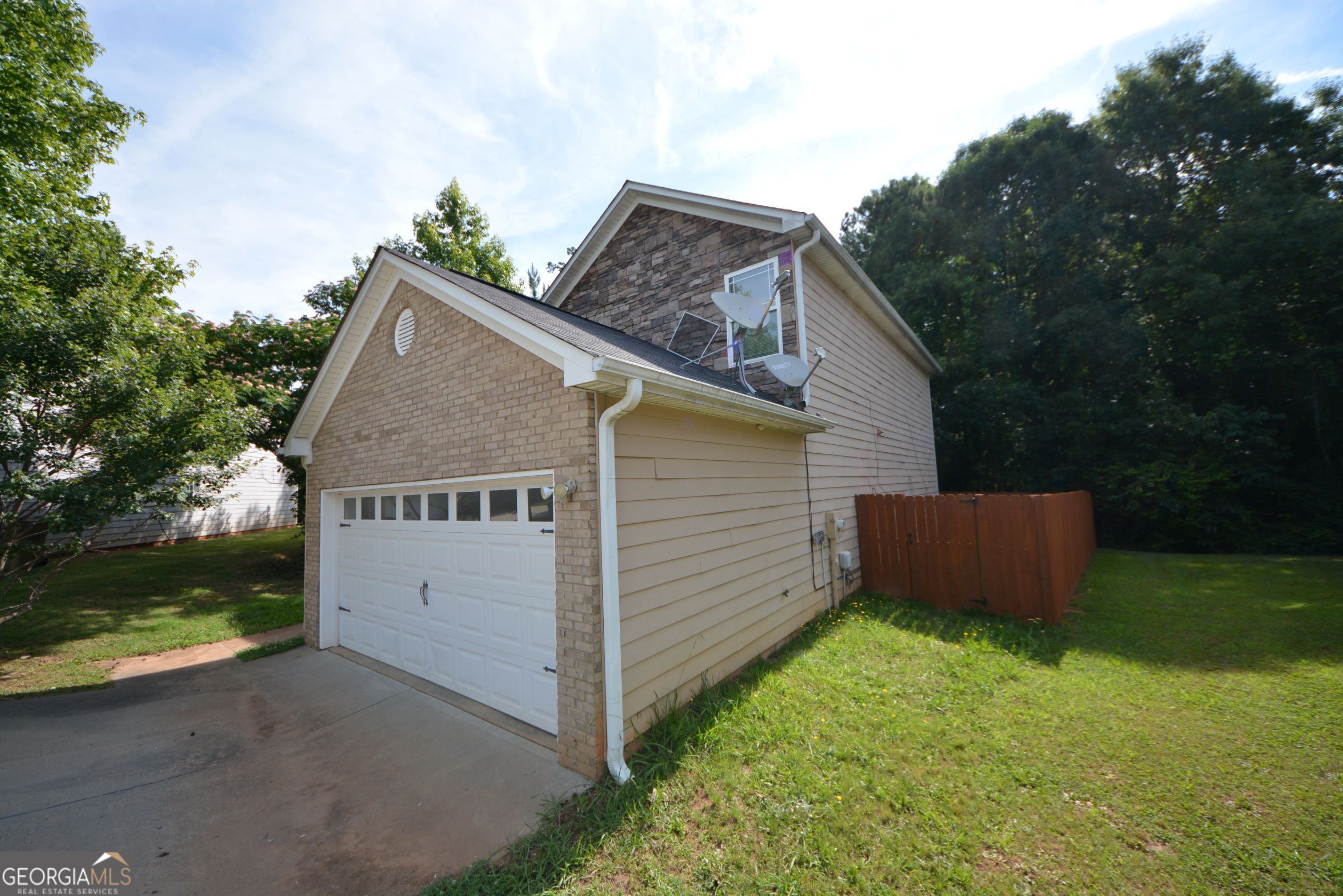 1550 Persimmon TRCE
