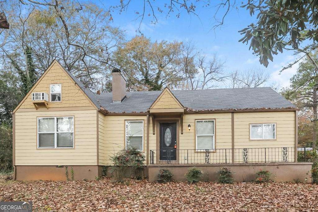 Photo of 3426 Glenwood Road, Decatur, GA 30032 (MLS # 10690907)
