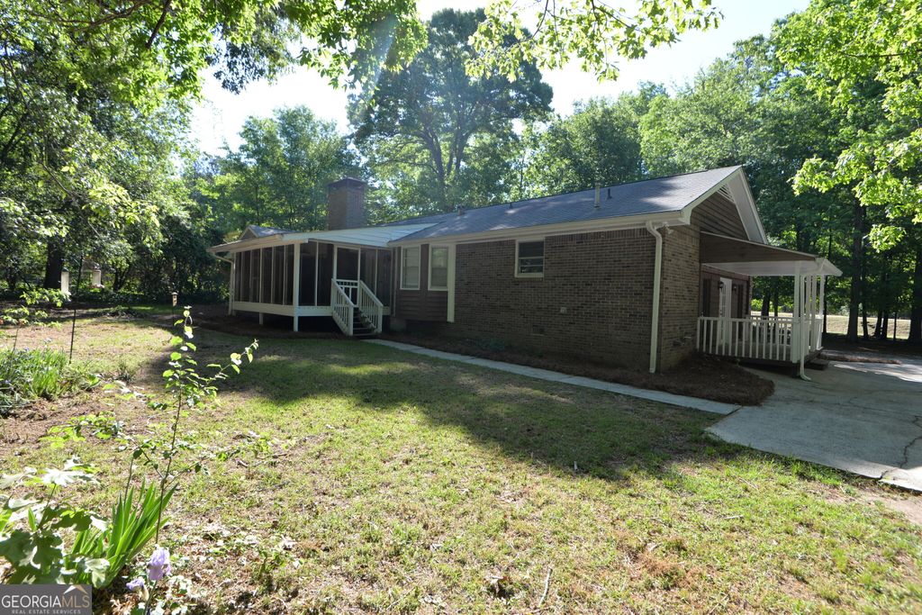Photo of 3478 Highway 81 W, Hampton, GA 30228 (MLS # 10737696)