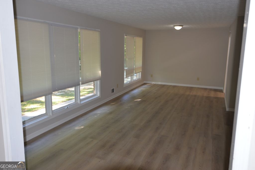 Photo of 3478 Highway 81 W, Hampton, GA 30228 (MLS # 10737696)