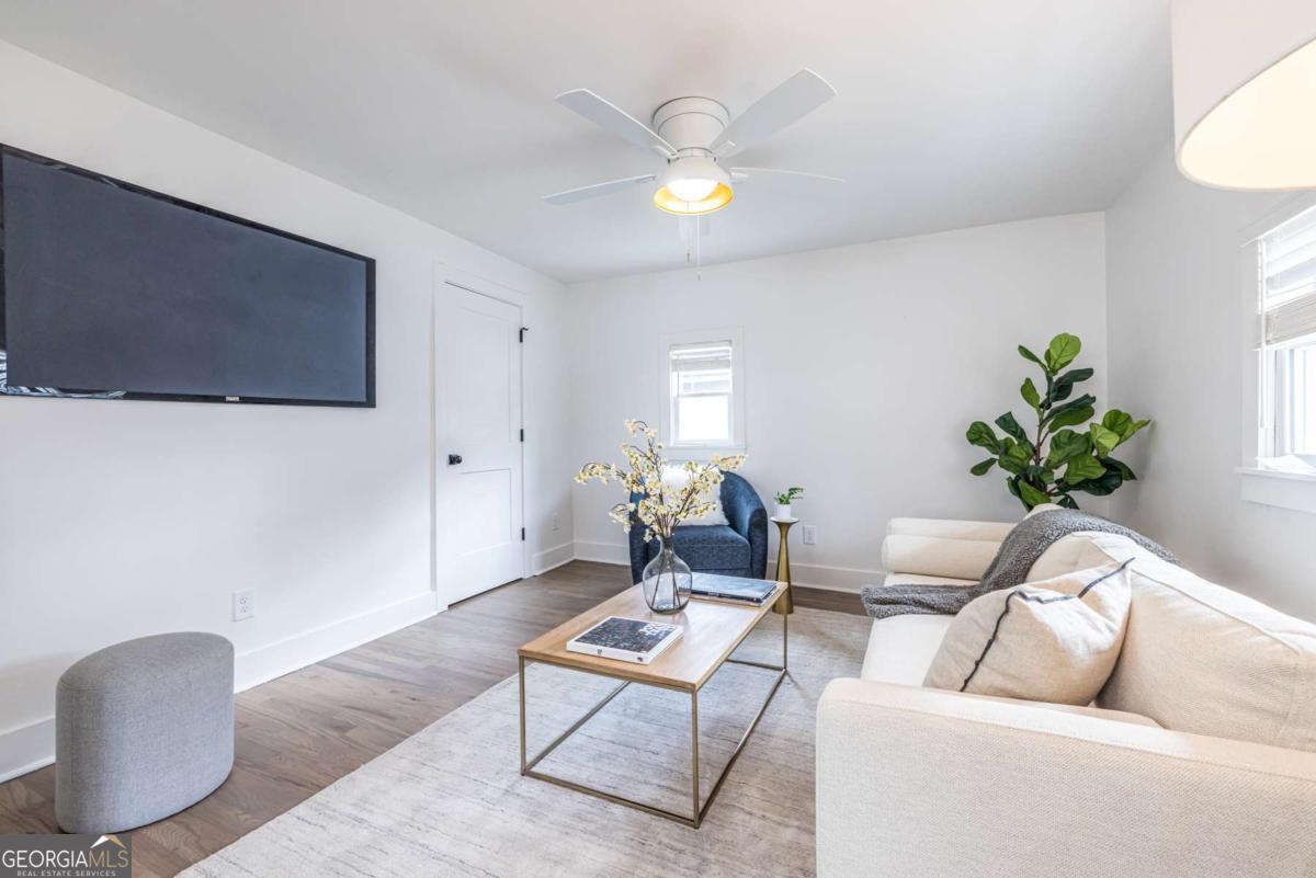 75 Mayson AVE