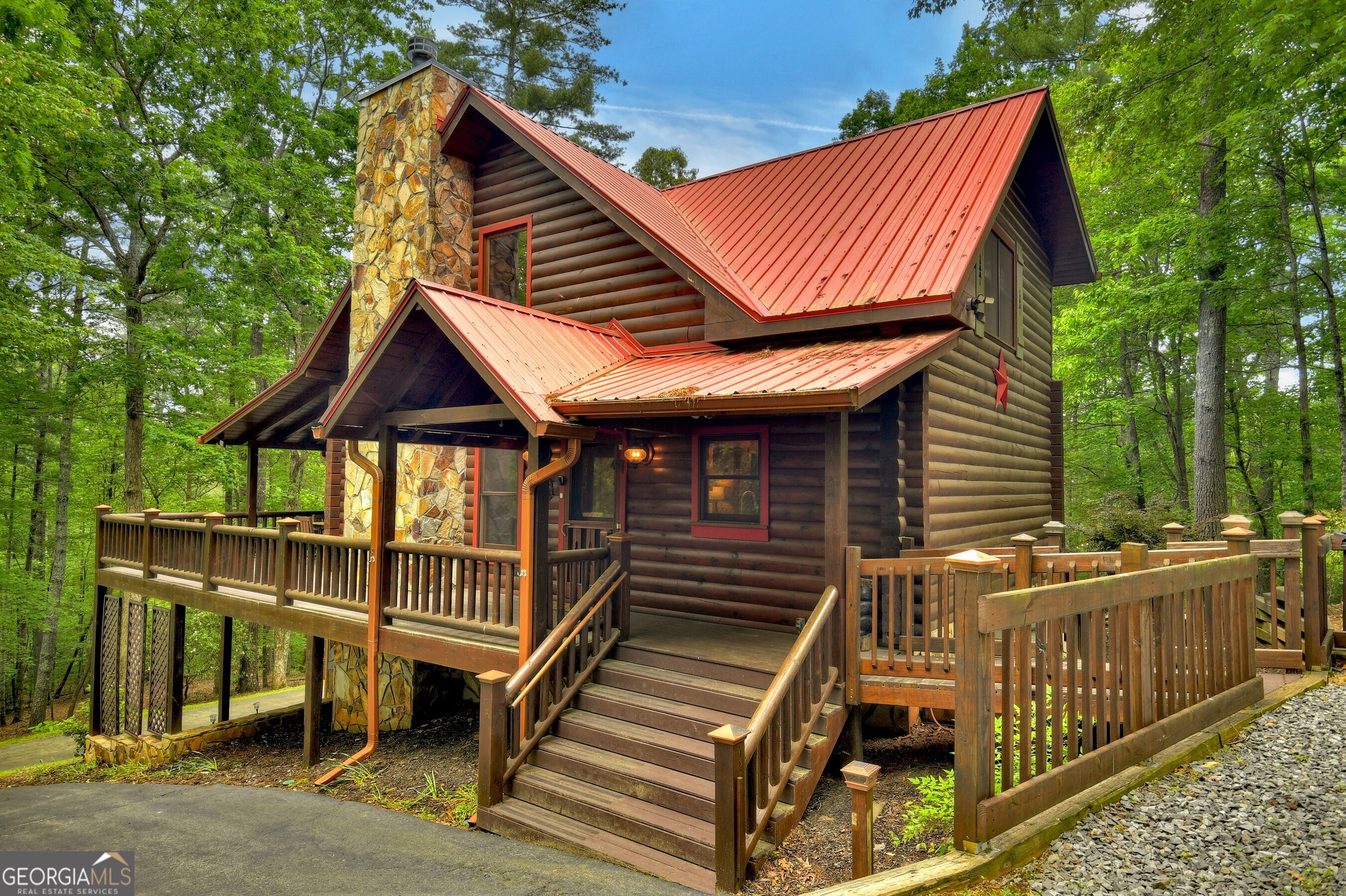 208 Crestview LN