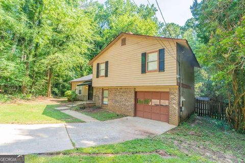 Photo of 3830 Chimney Stone Court, Ellenwood, GA 30294 (MLS # 10561753)