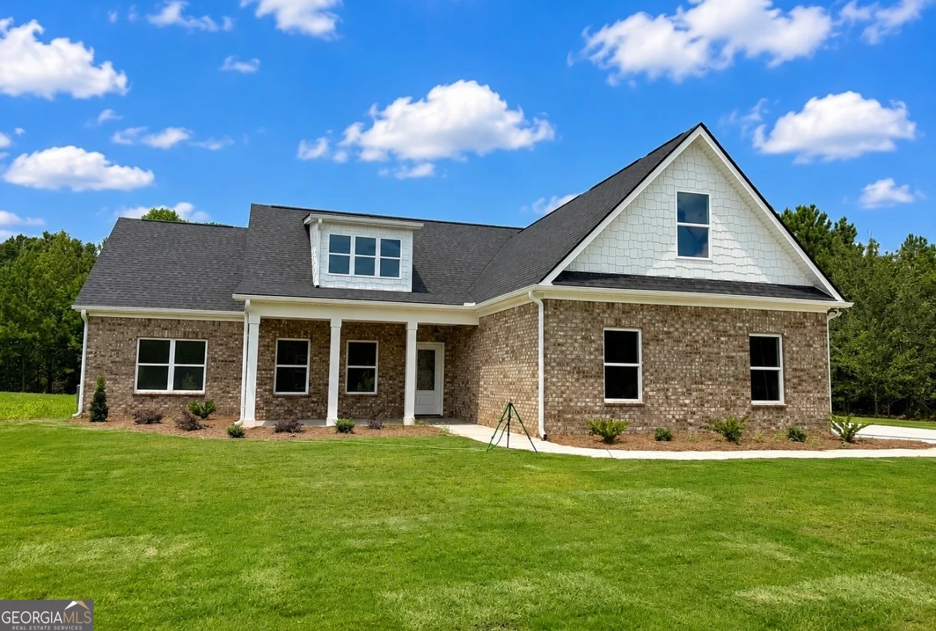1320 Sycamore Circle