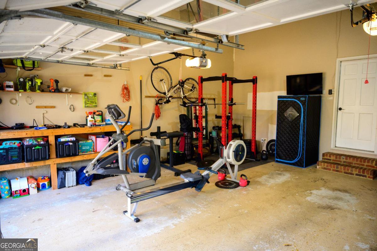 Powder Springs, Georgia 30127, United States, 4 Bedrooms Bedrooms, ,3 BathroomsBathrooms,Residential,Pending,13886