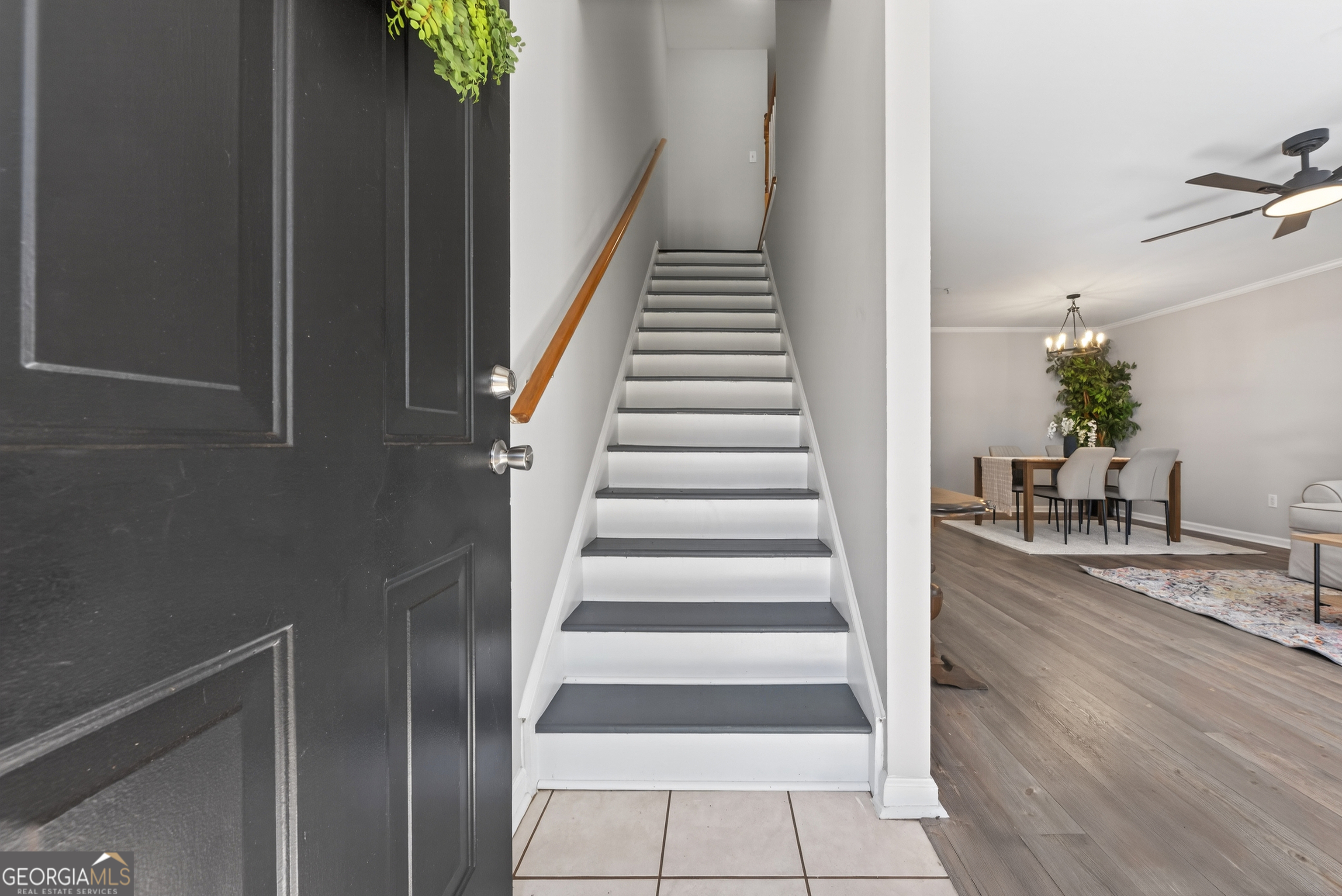 104 Westchester CIR 4