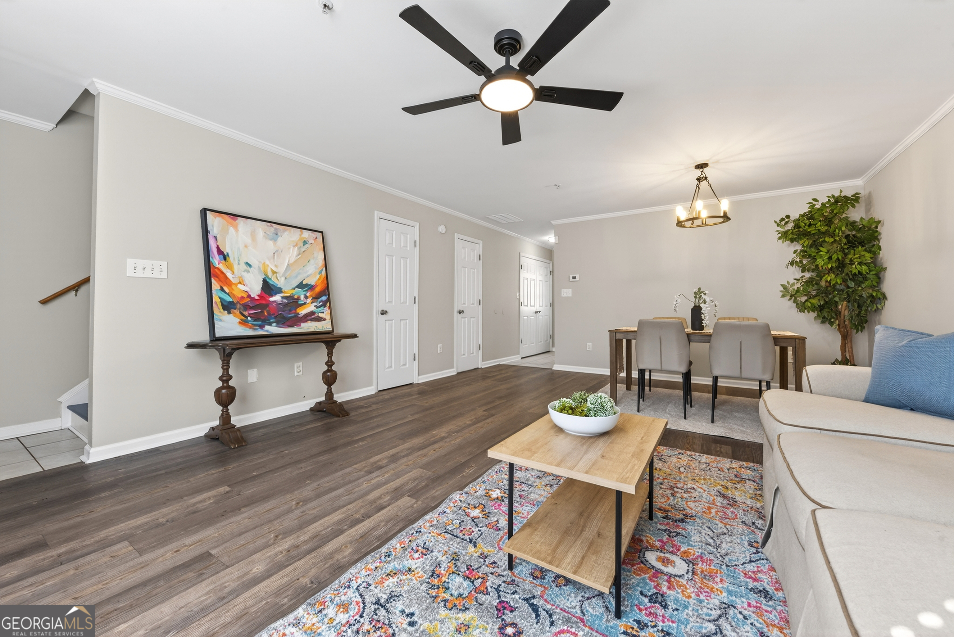 104 Westchester CIR 4