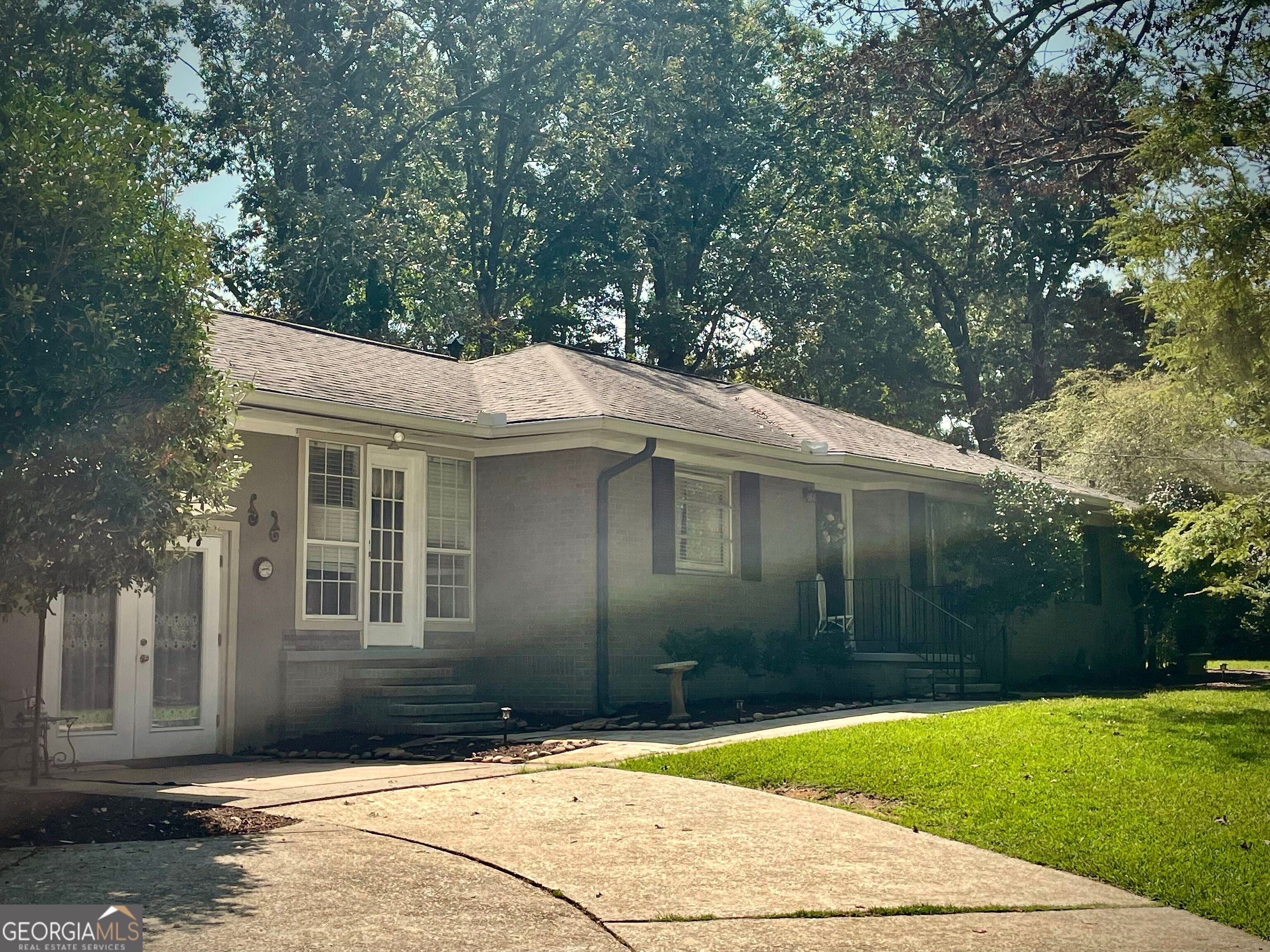 453 Oakland DR